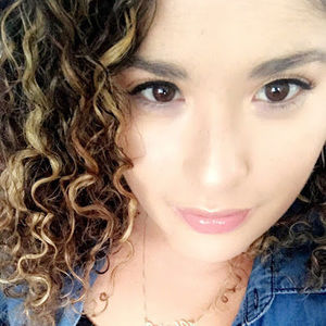 Meet your Posher, Gloria